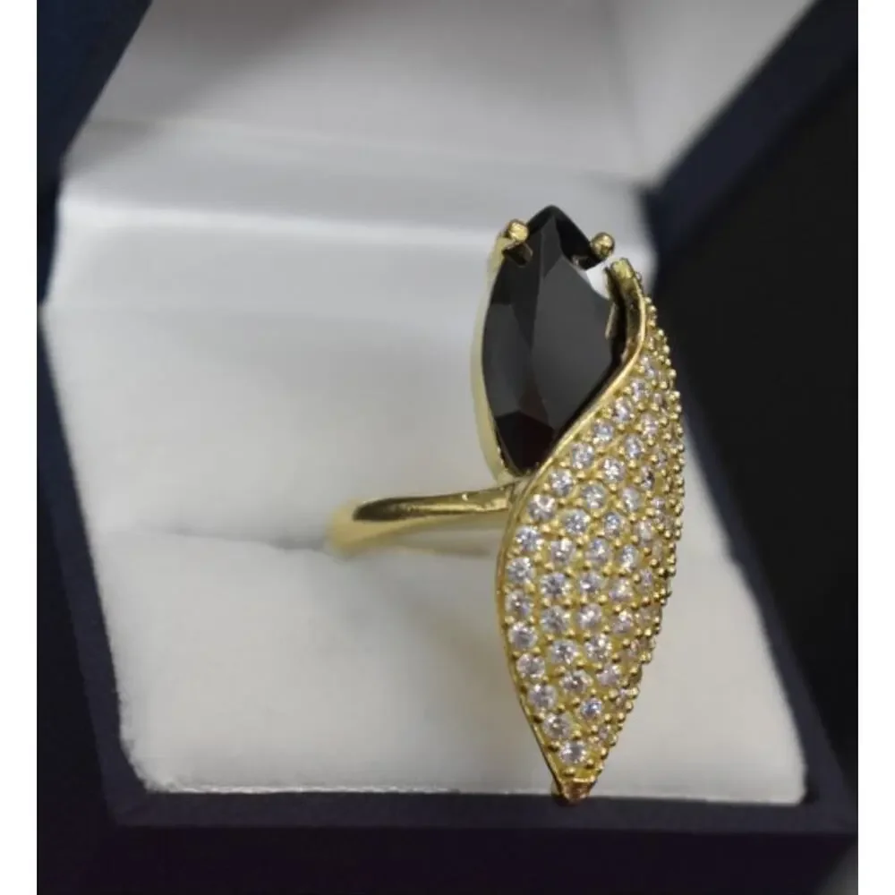 925 Sterling Silver Black Alpanite & CZ Ring Size 9